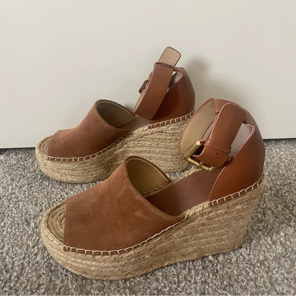 Marc Fisher Tan Alita Wedges - Picture 3 of 6